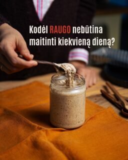 Raugą galima „priderinti“ prie savo ritmo.Jei kepate kartą per savaitę, jo tikrai nereikia maitinti kasdien – svarbiau, kad prieš kepimą jis būtų aktyvus.